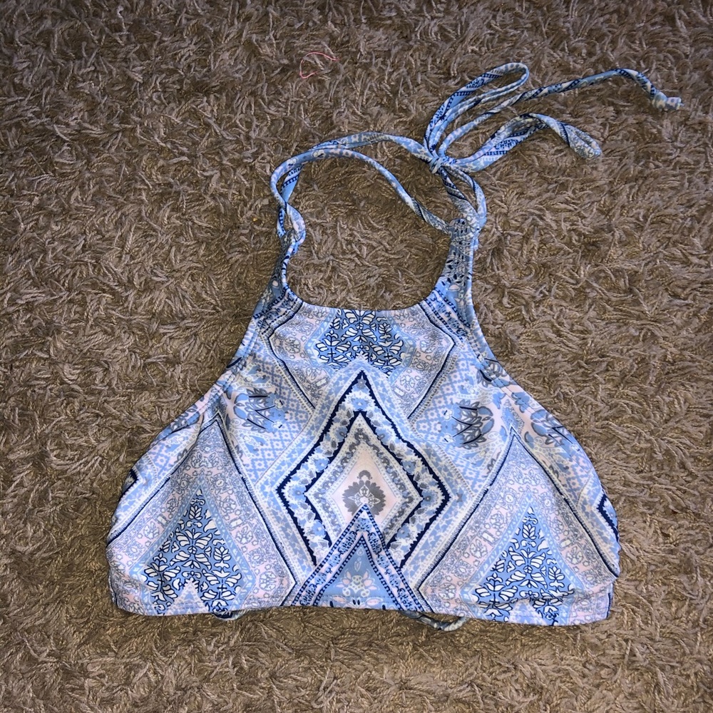 Pattern halter bikini top
